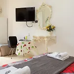 Cicero Center 4*