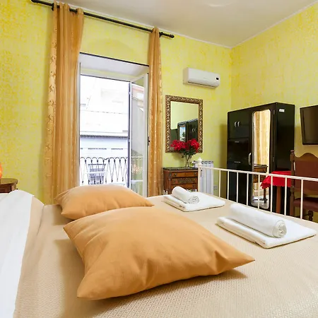 Cicero Center Konukevi Roma