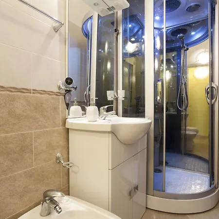 Cicero Center Pensjonat 4*