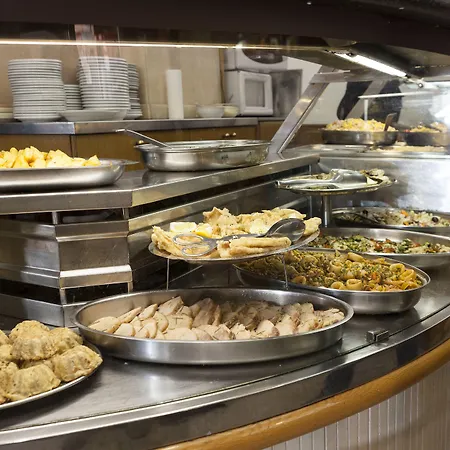 Cicero Center Pensjonat 4*