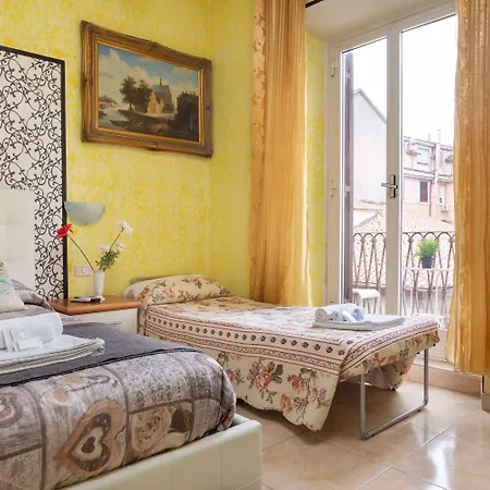 Cicero Center Pensjonat Rzym