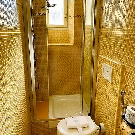 Cicero Center Guest house Rome