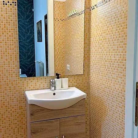 Cicero Center 4*